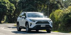 トヨタ RAV4